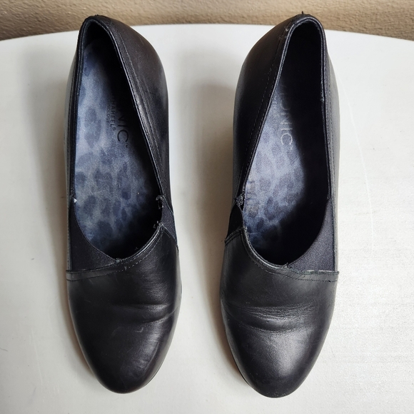 Vionic Women |8.5| Black Leather Career Sumner Block HeelShoes w/Orthotic Insert - Picture 8 of 15